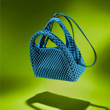 A mid-size easy brunch bag which can be also used as an everyday bag